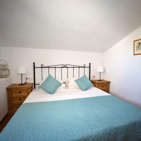 Holiday home Cortijo Chaparro Near Iznajar